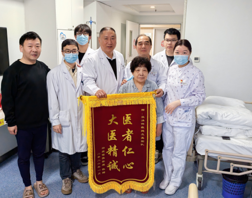 43895158b654404f772aff330c540df7